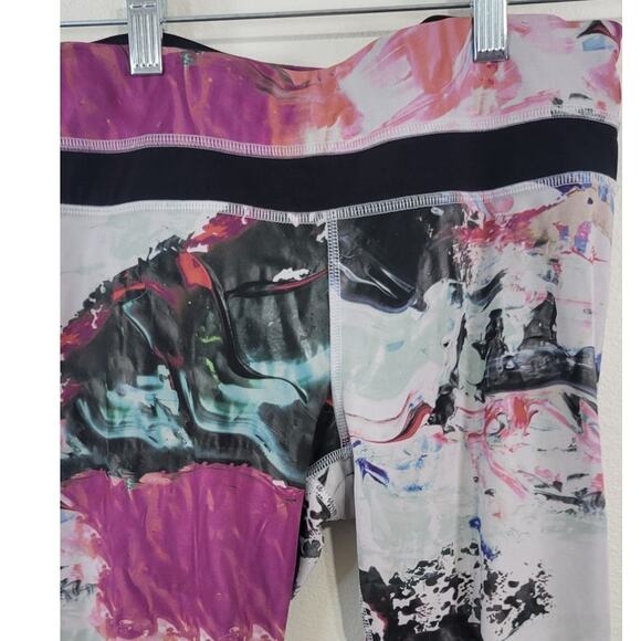 Lululemon Leggings Womens Size 6 Multi-Colored Capri's Sporty Active Workout - Picture 2 of 7